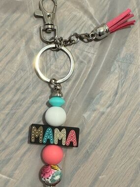 Mama Beaded Keychain with Pink Tassel